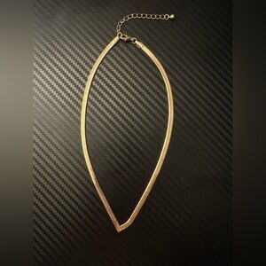 Elegant Gold Necklace